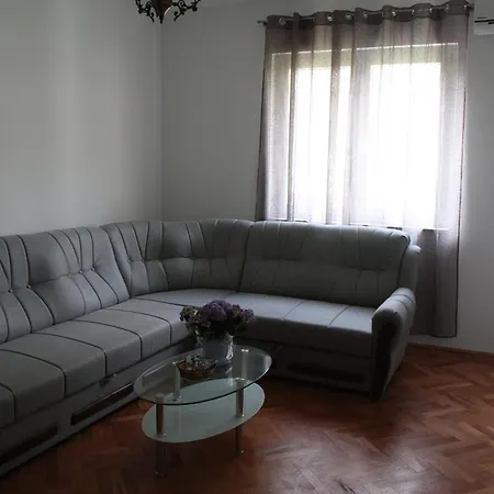 Tea Biograd na Moru